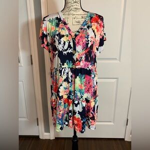 Heimish USA Neon Bright and Colorful Floral Peplum Top w/ V-neck 1X E